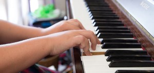Piano lessons Wallsend NSW